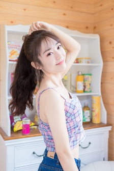 明星专题：夏希罗